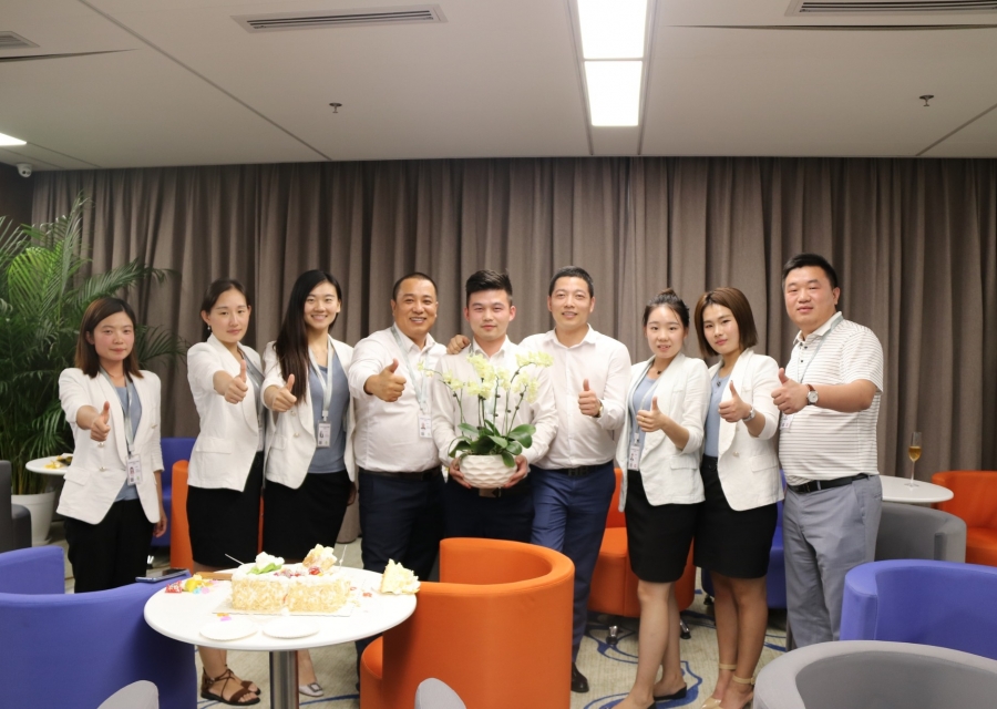 融信丨八月生日会， WE ARE伐木累!